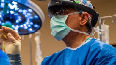 Photo of Microsoft’s HoloLens enables collaboration among doctors globally