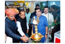 Photo of Nitin Gadkari inaugurates Wellness Forever’s first store in Nagpur