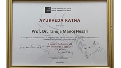Photo of All India Institute of Ayurveda’s Director Dr Tanuja Nesari bags Ayurveda Ratna Award