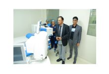 Photo of Maxivision Super Specialty Eye Hospitals introduces Schwind Amaris 500